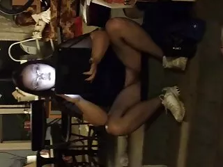 Un espectáculo inolvidable buscar porno en español de Kylie. Su figura es simplemente perfecta, se excita con suaves caricias y azotes, y cuando ya está excitada se abre de piernas y, entre gemidos apasionados, tira de su coño depilado.