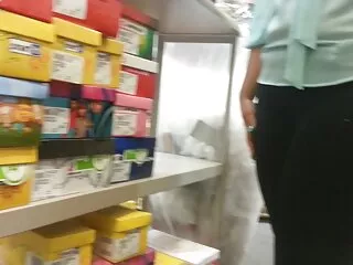A una dulce mujer le encanta disfrutar al máximo de xnxxespañolas un polvo