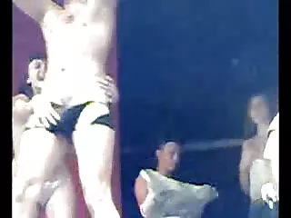 Kimberly chupa polla y traga semen pprno español