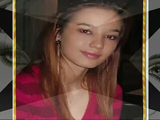 La rubia le pajea el coño a la muñeca con videos subtitulados porno un vibrador