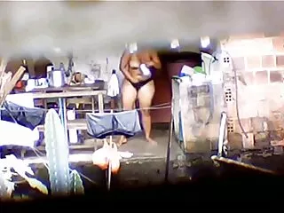 Blancanieves cabalga la polla gorda de un gnomo cachondo xvideos amateur español