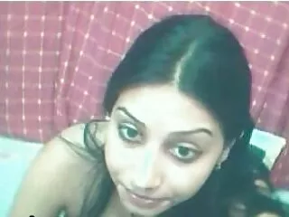 Una hermosa fan ver videos porno en castellano hizo una sesión de fotos.