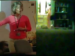 Una lesbiana depravada encargó hentai audio en español una guarra para ella y al cabo de un rato recibió una maleta en la que yacía un acróbata flexible